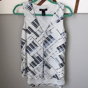 White House Black Market blouse size XS